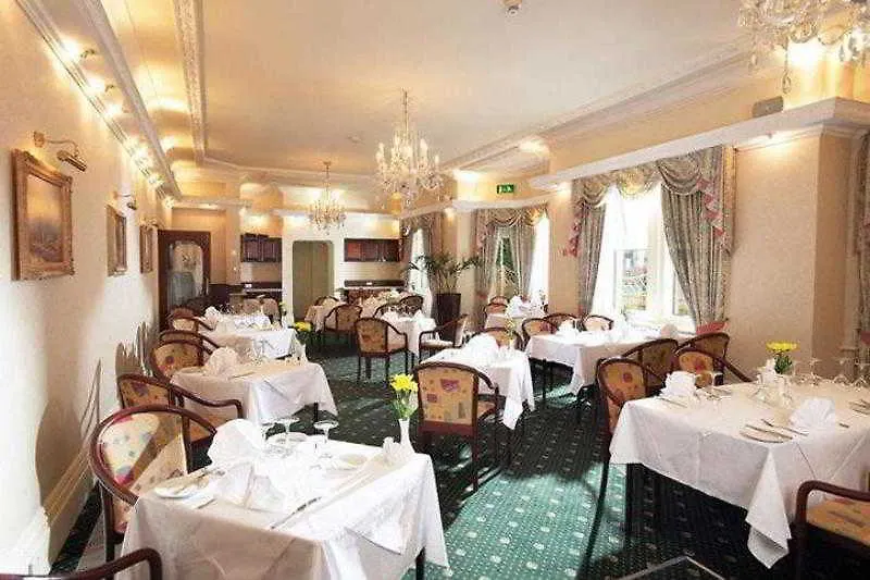 Connaught Lodge Bournemouth 4*,